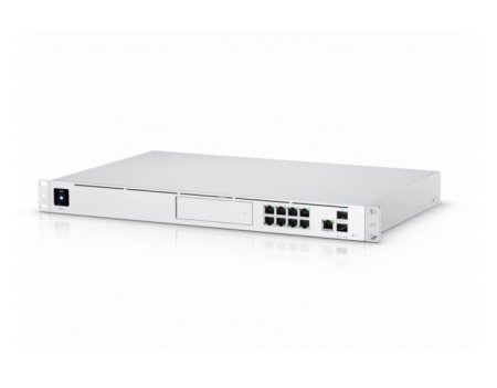 (kuva varten) Ubiquiti UDM-PRO | Console | UniFi Dream Machine, 8x RJ45 1000Mb/s, 1x SFP+, 1x RJ45 1000Mb/s WAN, 1x SFP+ WAN, HDD slot