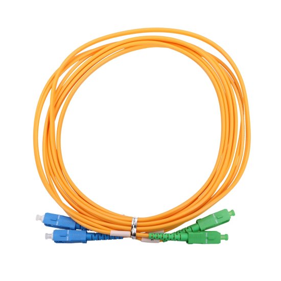 (kuva varten) Extralink SC/APC-SC/UPC | Patchcord | Single mode, Duplex, G652D, 3mm, 3m - Sulje napsauttamalla kuva