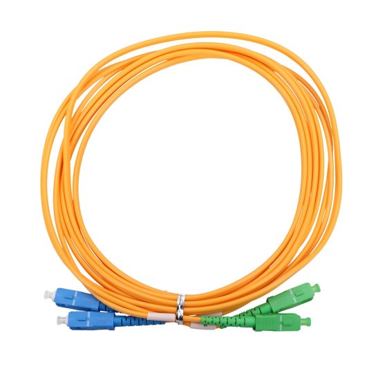 (kuva varten) Extralink SC/APC-SC/UPC | Patchcord | Single mode, Duplex, G652D, 3mm, 10m - Sulje napsauttamalla kuva