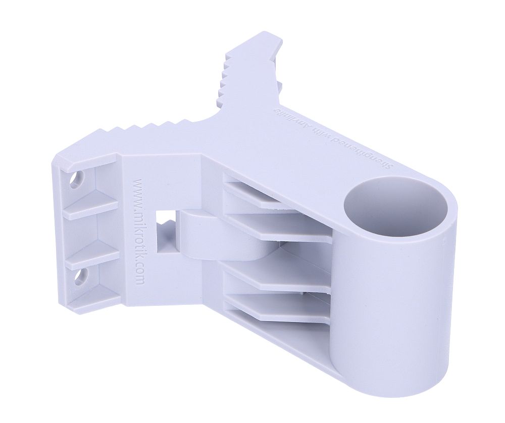 MikroTik quickMOUNT -kiinnike pienille suuntaantenneille tai sektoriantenneille (kuva varten) MikroTik quickMOUNT -kiinnike pienille suuntaantenneille tai sektoriantenneille