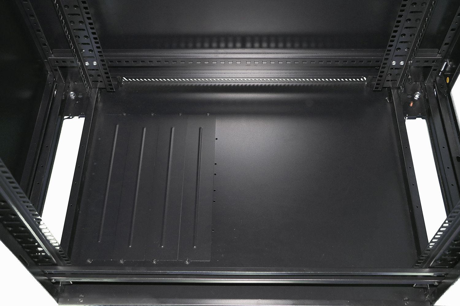 Extralink 27U 600x800 musta, telinekaappi, lattia-asennus 7