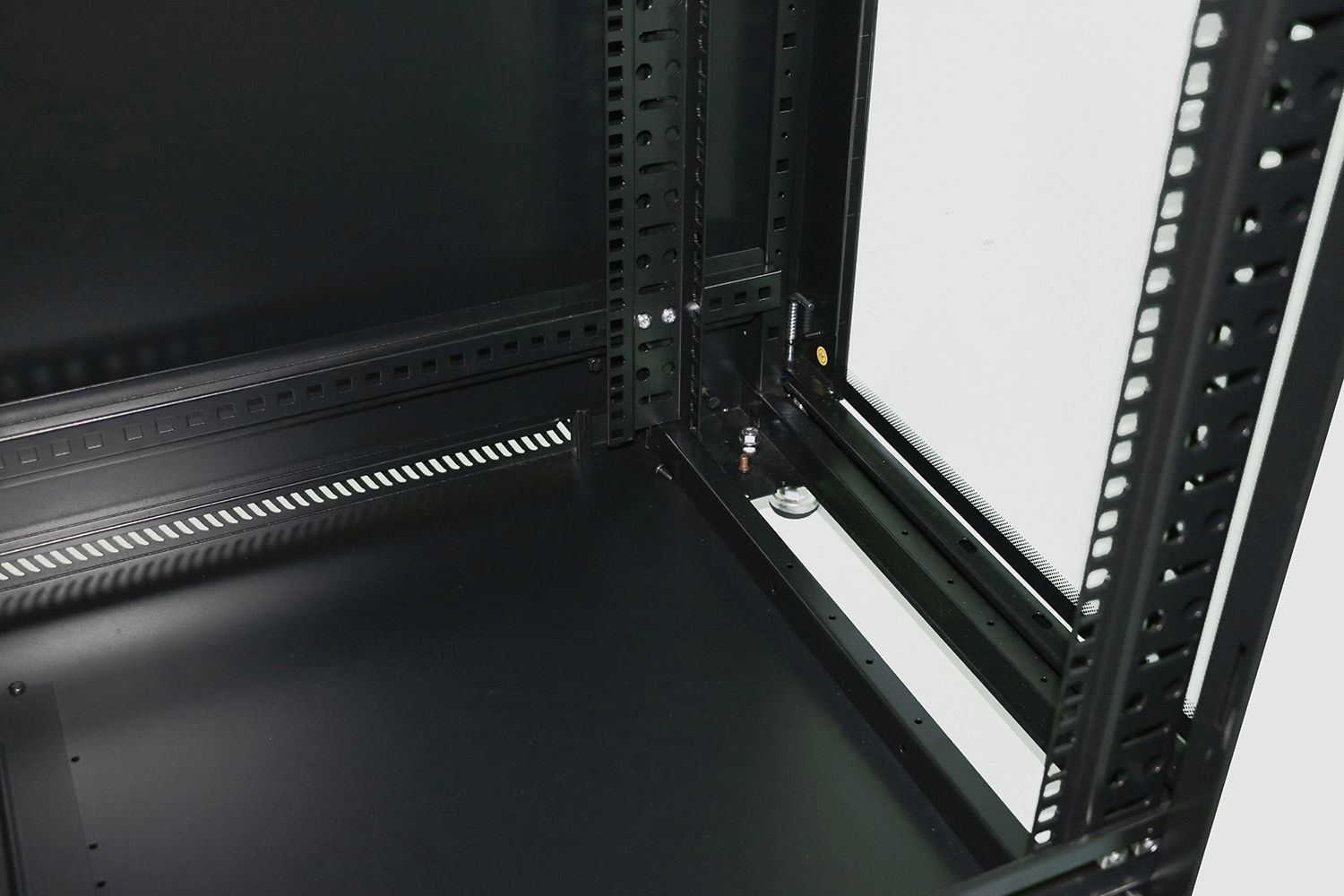 Extralink 27U 600x800 musta, telinekaappi, lattia-asennus 8