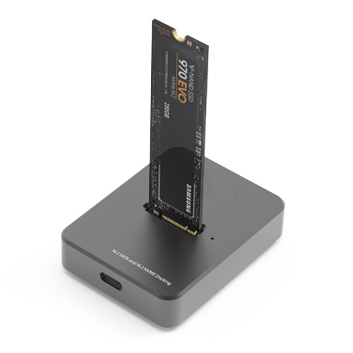 (kuva varten) SSD-yksipaikkainen telakka M.2 SATA/NVMe, USB-A, USB-C