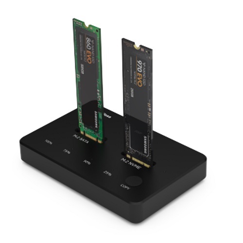 (kuva varten) SSD-telakointiasema kahdelle levylle, M.2 NVMe + SATA, USB-A, USB-C